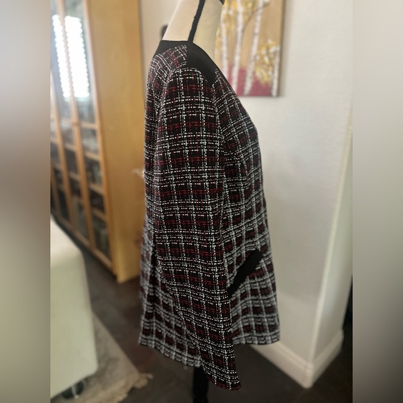 Kasper - elegant & modern plaid long blazer with zipper closure (NWOT) - Picture 5 of 12
